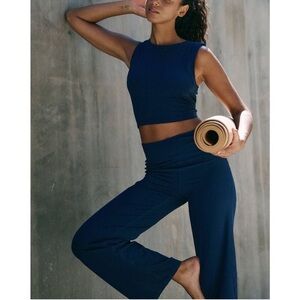 FP MOVEMENT | Never Better Muscle Bundle / Midnight Navy XL (2 piece set) *RARE*